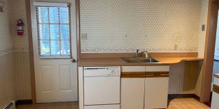 940 Woodlawn Street, 1st Floor Gallery 10