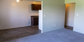 Golf Manor Apartments Gallery 23