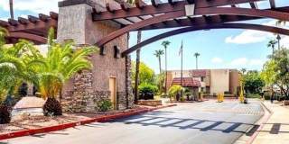 5044 River Glen Drive Gallery 3