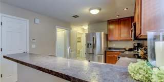 2123 W SPRUCE STREET Gallery 8