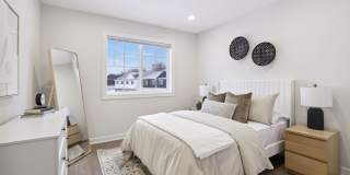 3 Bedroom Town Home Gallery 25
