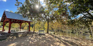 NEW ON MARKET (4 ACRE HOA GUADALUPE RIVER PARK COUPLE BLOCKS AWAY) Gallery 27