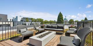 Queen Anne Collection Gallery 34