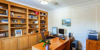 9720 HOLLOWAY HILL Court Gallery 6
