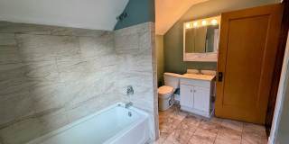 Beautiful 3 bedroom home on corner lot with garage - Canton NW Beautiful 3 bedroom home on corner lot with garage - Canton NW Gallery 8