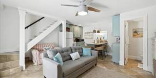 235 10TH AVENUE NE Gallery 27