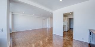 320 Fort Duquesne Blvd Gallery 12