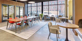 The Winston Gallery 19