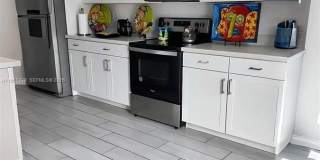 1783 SE 7th Ter Gallery 5