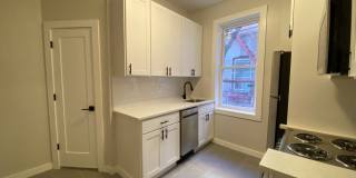 5608 Hudson AveApt 13 Gallery 2