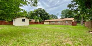 9418 Poinsettia Gallery 11