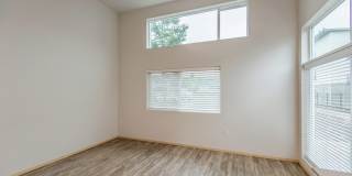 Washington Court Gallery 27
