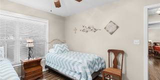 2052 Gruene Road Gallery 23