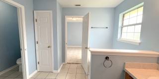 Spacious 4 Bed 3 Bath Home w FULLY FENCED YARD for Rent! Gallery 17