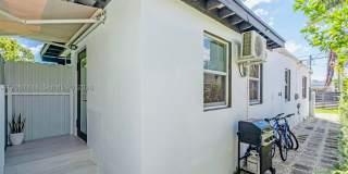 1451 NW 31st St Gallery 3