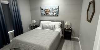 2819 South Pine Street Gallery 9