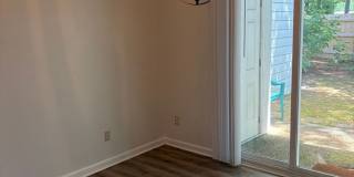 Prime low maintenance Williamsburg rental location! Gallery 6