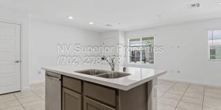 NW! 3 Bedroom Townhouse!! Gated!! Parks!! All Tile Floors Downstairs!! 2 Car Garage!!! Gallery 15