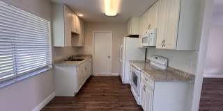 1331 SE Mohave Street Gallery 2