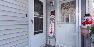 3 Holly Lane Gallery 18