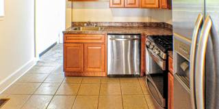 Point Breeze Three Bedroom Home Gallery 1