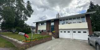 2Bed/1Ba/1Car Amazing Apartment on Riverview Dr., All Util. Includ., sorry no pets. Gallery 1