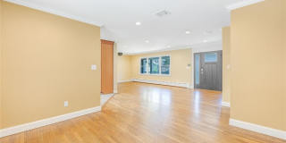 886 High Mountain Road Gallery 8