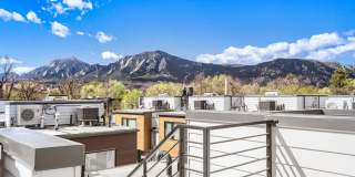 Stylish 2BR Boulder Retreat | Rooftop Deck & Prime Location Gallery 29