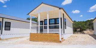 1225 Texas Oaks Gallery 1