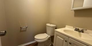 *******SECTION 8 APPROVED PROPERTY********Cute 2 Bed 1.5 Bath Condo In NW Expressway Gallery 21