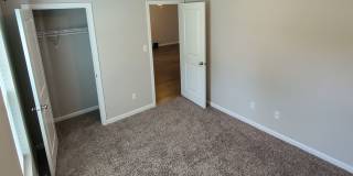 Knoxville 37917 - 3 bedroom,  2 bath home - Call Sharon Arnwine 865-313-7215 (cell) or 865-693-3232 (office). Gallery 8