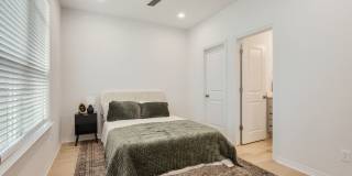 208 Richards Street - A Gallery 8
