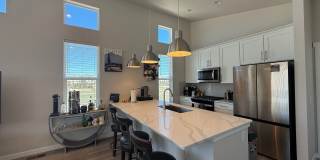 Low Maintenance Split Level Beauty 80922 Gallery 15