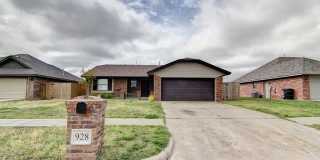 Charming 3 Bedroom Home in Moore! Gallery 1