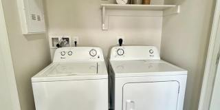 The Bungalows on the Lake - Block C Gallery 315