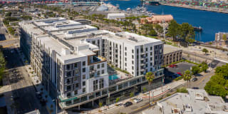 550 Harborfront Gallery 17