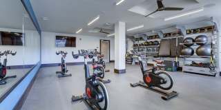 Incline at Anthem Age 55+ Apartment Homes Gallery 24