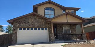 Spacious 3-Bedroom Home with Office, Loft Gallery 1