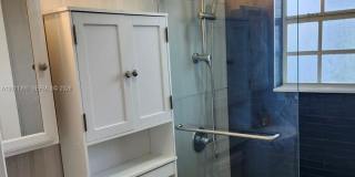 1023 SW 12th Ct Gallery 11