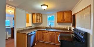 3 bedroom/1 bathroom Single-Family Home for Rent Gallery 5