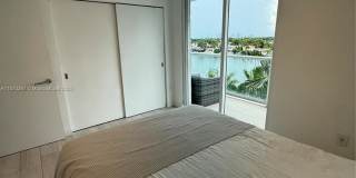 5900 Collins Avenue Gallery 18