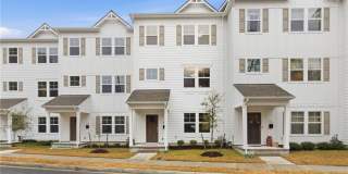 2921 Pretty Lake Avenue 2921 Pretty Lake Avenue Gallery 1