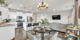 Newer Home on Large Corner Lot with Lots of Natural Light! Gallery 19