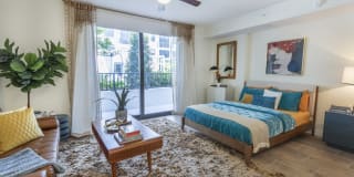 Alameda West Gallery 32