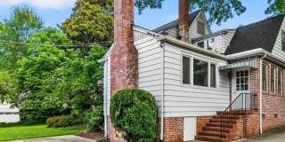 Classic 4BR Cape in Old Irving Park! Gallery 18