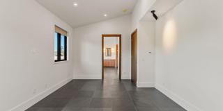 1420 Allyn Avenue Gallery 24
