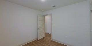 17611 Carlisle Ave Gallery 9