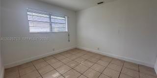 407 NW 7th Ct Gallery 11