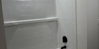 1060 Bishop Gallery 22