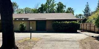 Sacramento Riverfront Home with Pool Gallery 3